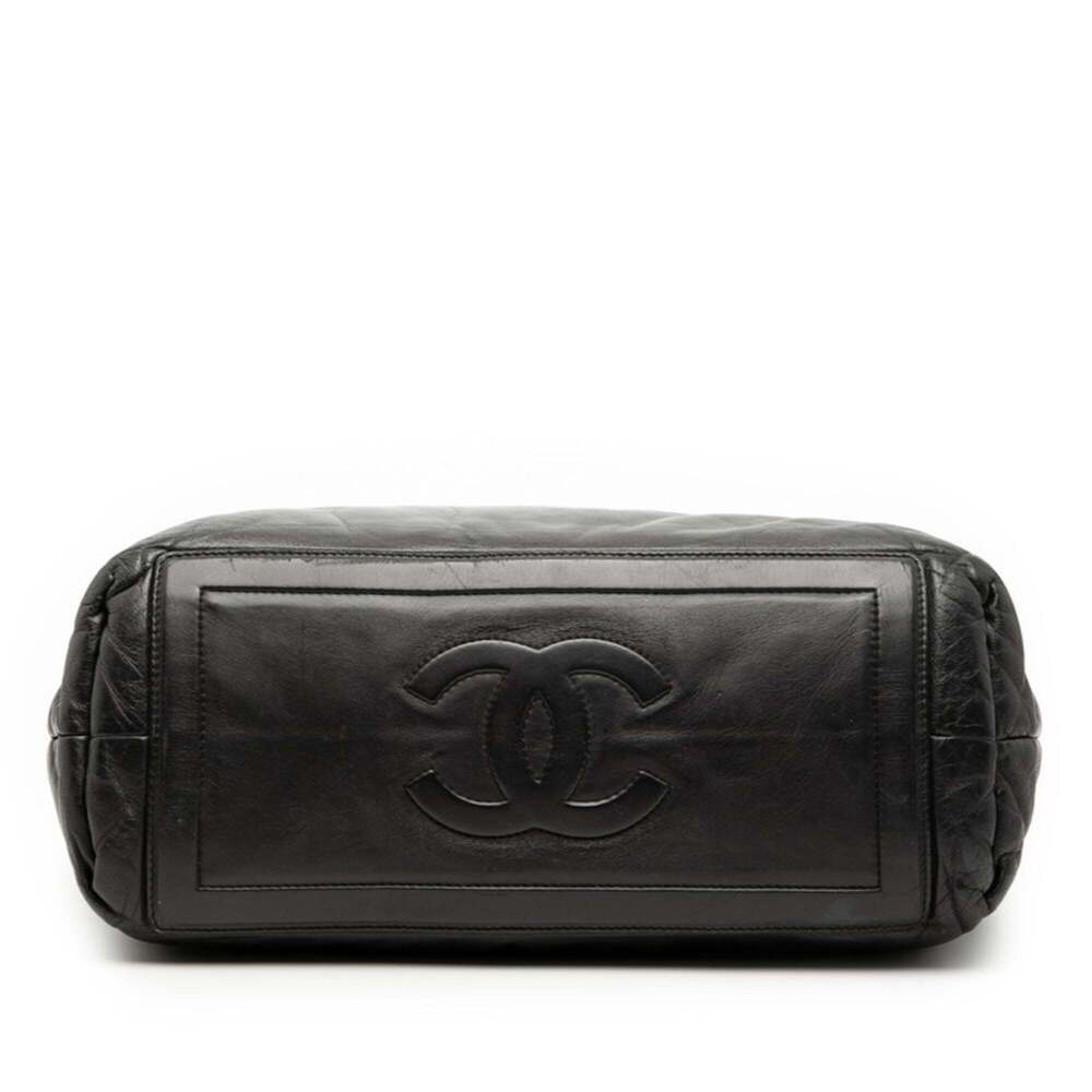 CHANEL Black Leather Tote Bag - Picture 3 of 6